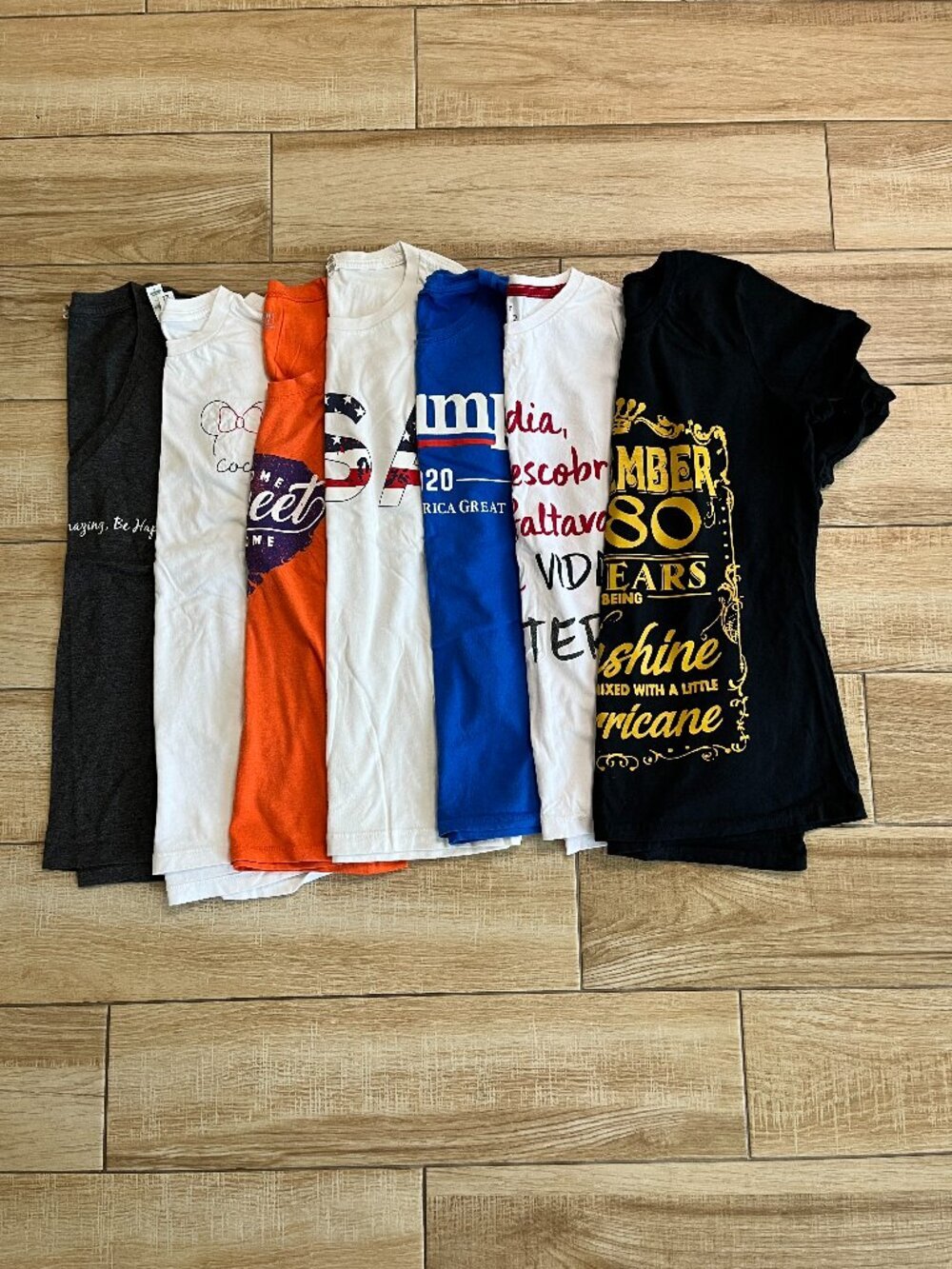 Womens Bundle of 7 Tshirts - S